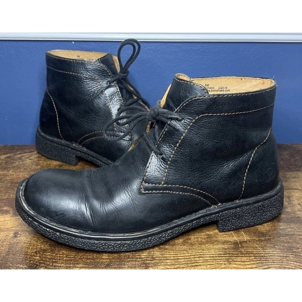 Born Harrison Black Leather Lace Up Chukka Boots Men's Size 8 M Classic Casual